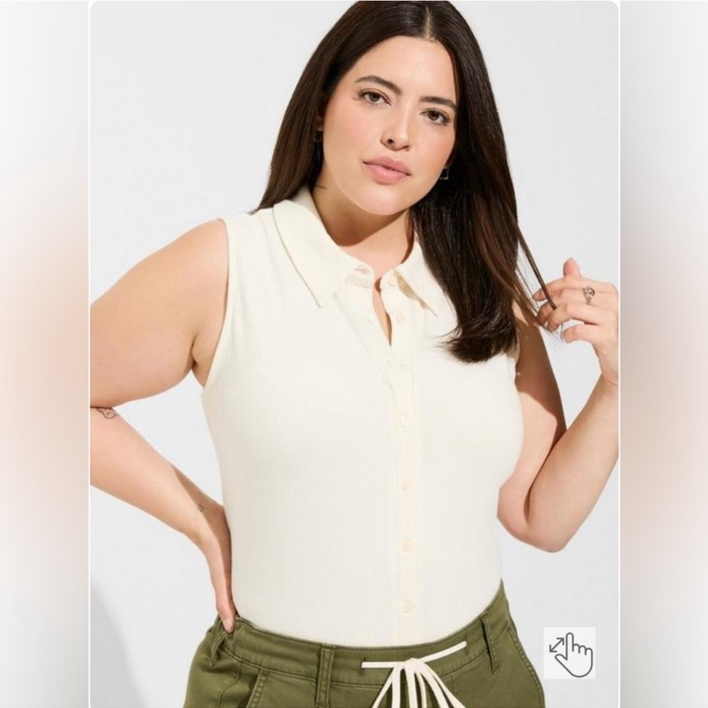 Torrid Fitted Super Soft Rib V-Neck Collared Button-Up Crop Tank Size 1 - Picture 2 of 7